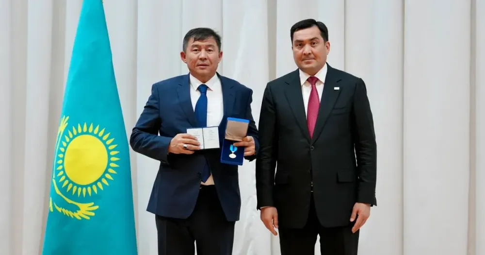 Астанада Республика күніне арналған салтанатты жиналыс өтті