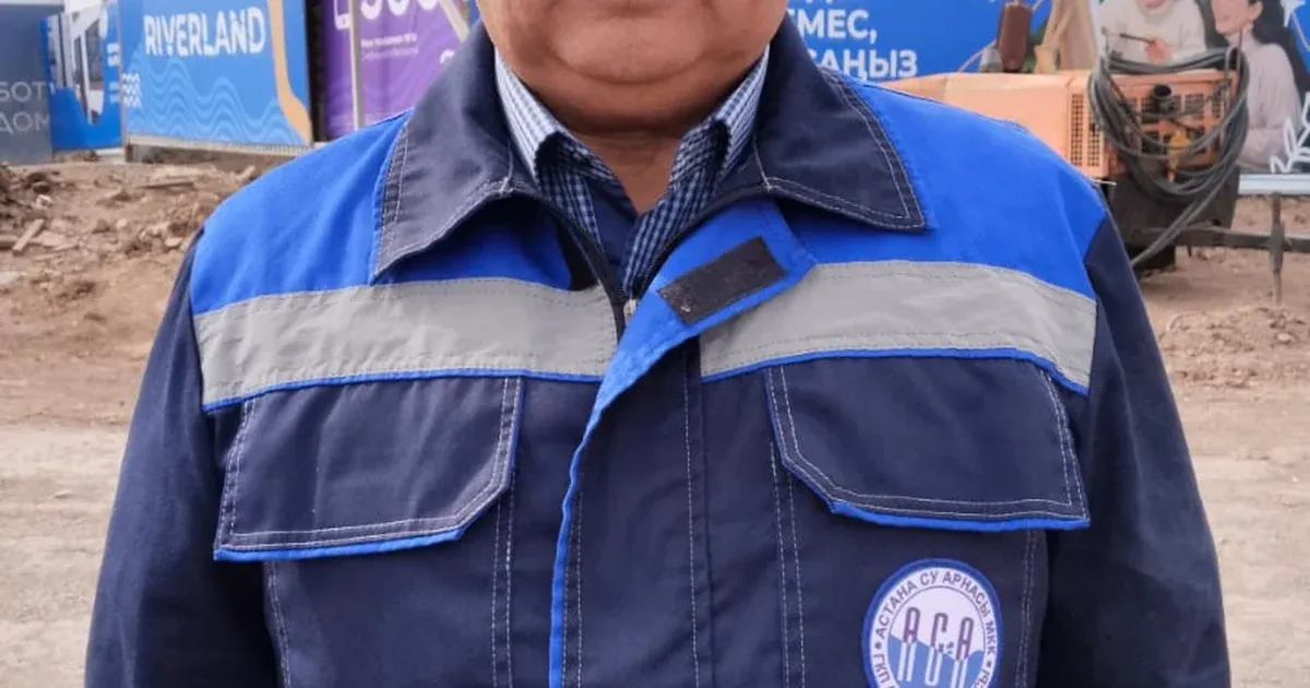 Astana's Excavator Operator Reflects on 44 Years in the Public Utilities Sector